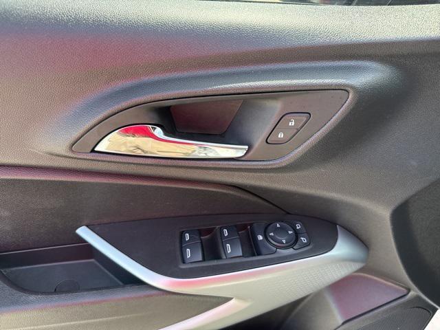 used 2025 Chevrolet Trax car, priced at $24,988