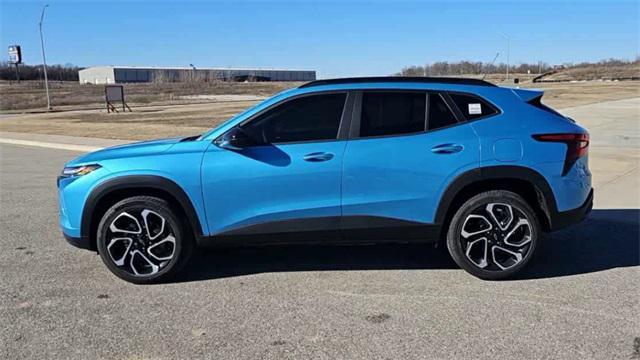 new 2025 Chevrolet Trax car, priced at $28,495