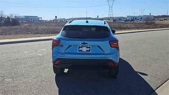 new 2025 Chevrolet Trax car, priced at $28,495