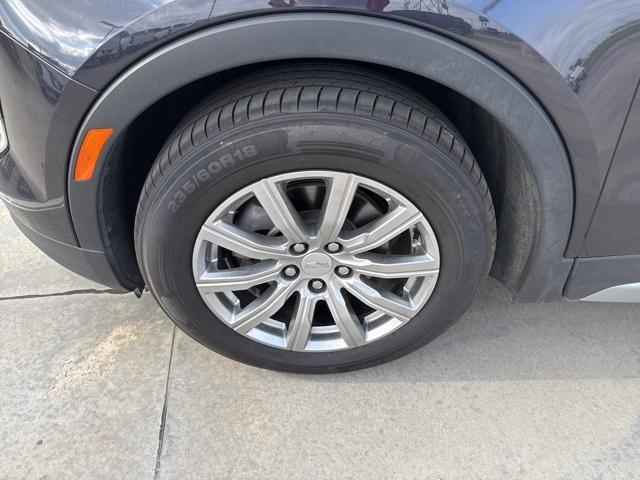 used 2023 Cadillac XT4 car, priced at $27,997