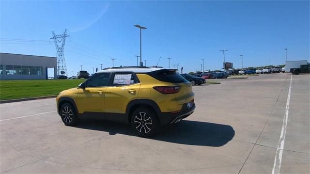 new 2025 Chevrolet TrailBlazer car, priced at $30,480