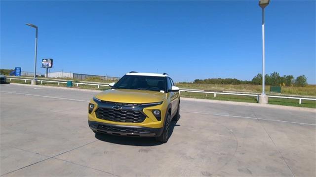 new 2025 Chevrolet TrailBlazer car, priced at $30,480