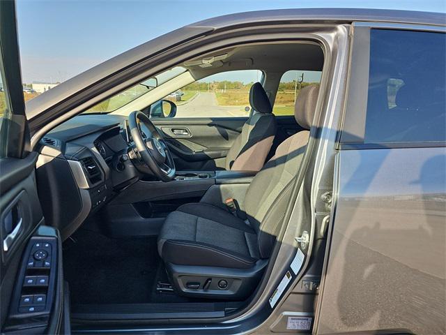 used 2024 Nissan Rogue car, priced at $22,988