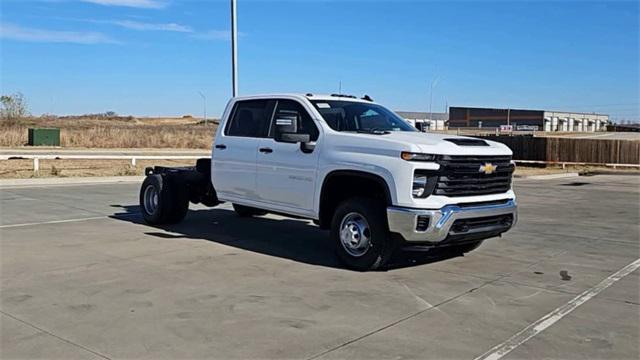 new 2025 Chevrolet Silverado 3500 car, priced at $52,808