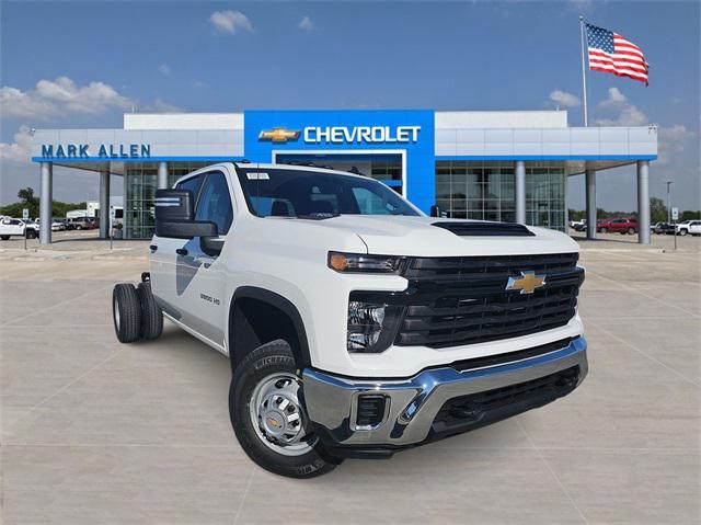 new 2025 Chevrolet Silverado 3500 car, priced at $52,808