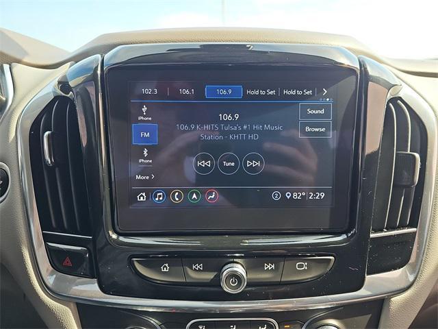 used 2020 Chevrolet Traverse car, priced at $18,999