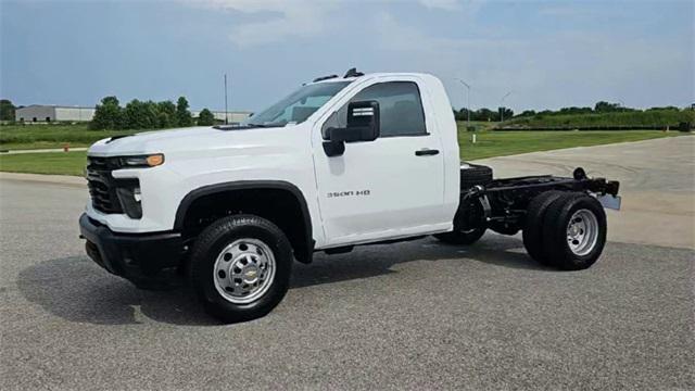 new 2025 Chevrolet Silverado 3500 car, priced at $44,943