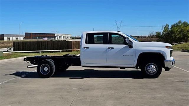 new 2025 Chevrolet Silverado 3500 car, priced at $61,718