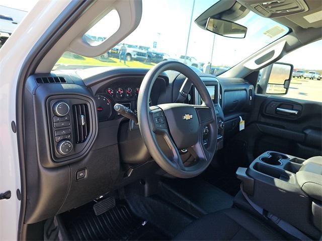 new 2025 Chevrolet Silverado 3500 car, priced at $61,718