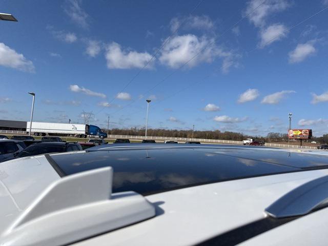 used 2021 GMC Yukon car, priced at $43,797