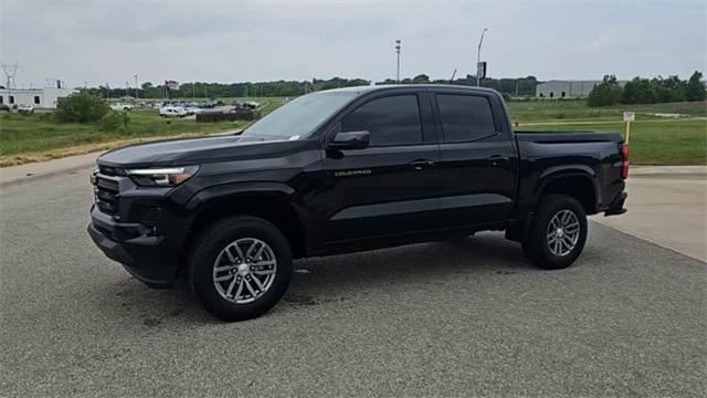 new 2025 Chevrolet Colorado car, priced at $39,977