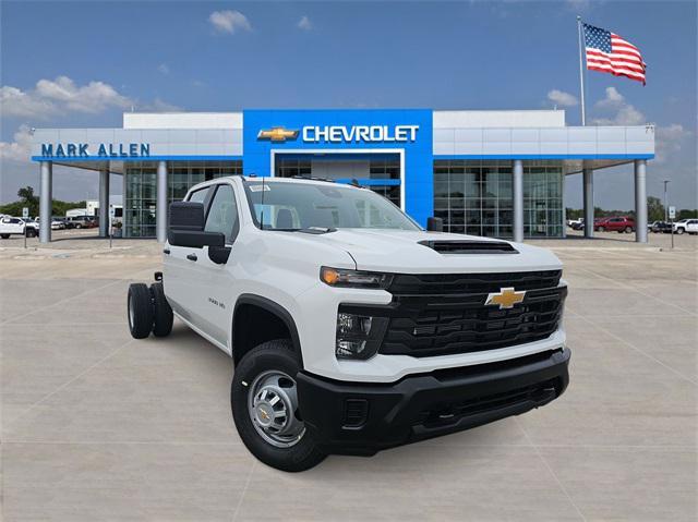 new 2025 Chevrolet Silverado 3500 car, priced at $61,258