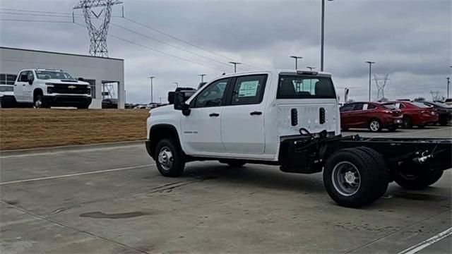 new 2025 Chevrolet Silverado 3500 car, priced at $61,258