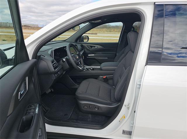 new 2025 Chevrolet Traverse car, priced at $41,995