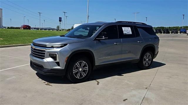 new 2025 Chevrolet Traverse car, priced at $42,095