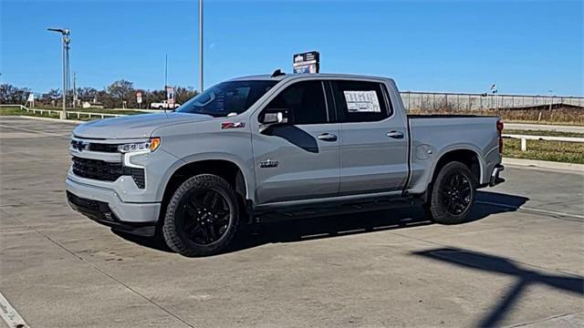 new 2025 Chevrolet Silverado 1500 car, priced at $66,320