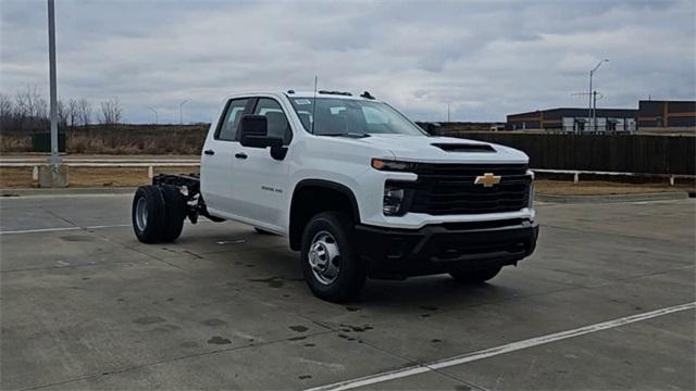 new 2025 Chevrolet Silverado 3500 car, priced at $50,740