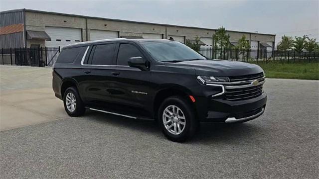 used 2023 Chevrolet Suburban car, priced at $43,988
