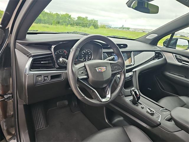 used 2024 Cadillac XT6 car, priced at $49,988