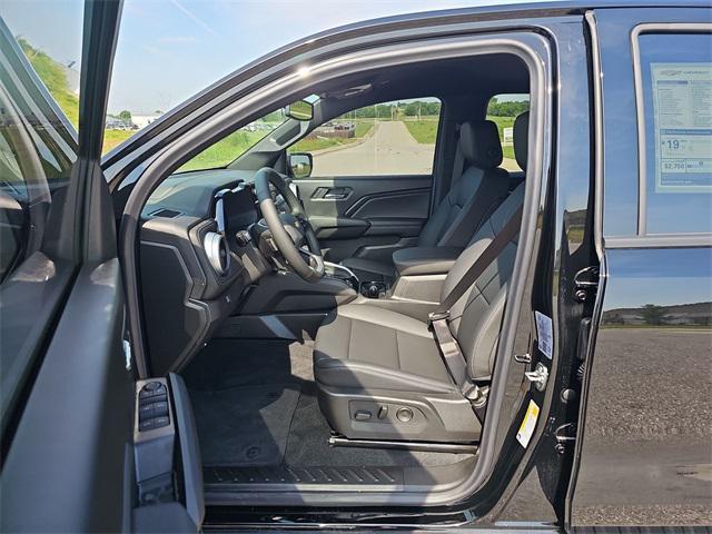 new 2025 Chevrolet Colorado car, priced at $44,205