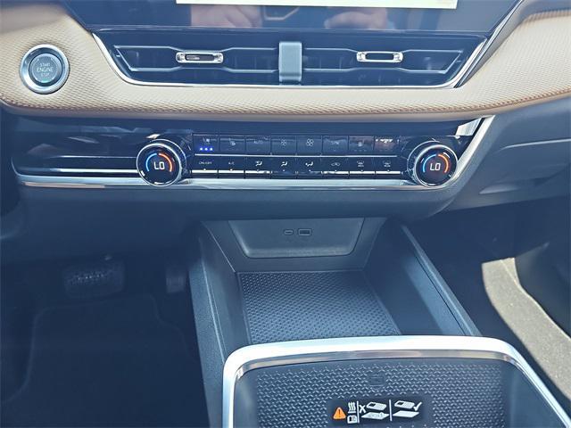 new 2026 Chevrolet Equinox car, priced at $39,835