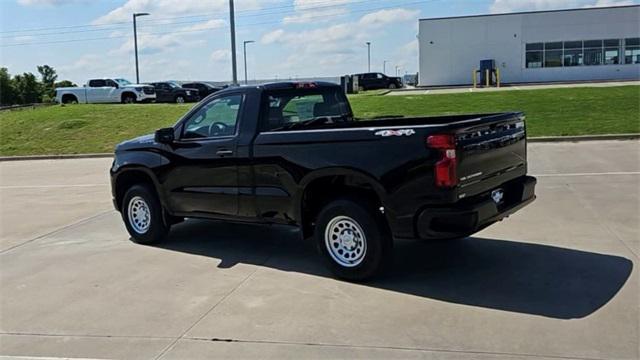 new 2025 Chevrolet Silverado 1500 car, priced at $39,990