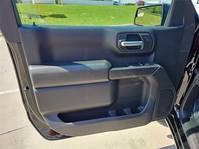 new 2025 Chevrolet Silverado 1500 car, priced at $39,990
