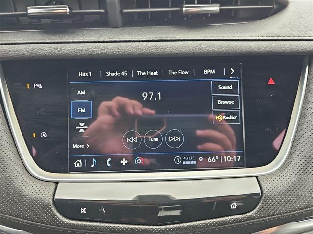 used 2024 Cadillac XT5 car, priced at $41,877