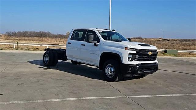 new 2025 Chevrolet Silverado 3500 car