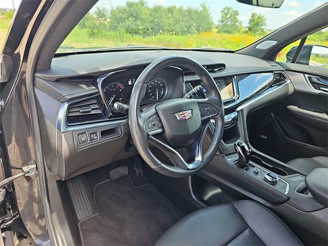 used 2024 Cadillac XT6 car, priced at $43,988