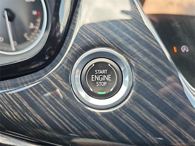 used 2024 Cadillac XT6 car, priced at $43,988