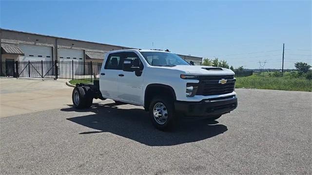 new 2025 Chevrolet Silverado 3500 car, priced at $48,287