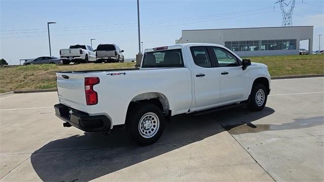 new 2025 Chevrolet Silverado 1500 car, priced at $45,335
