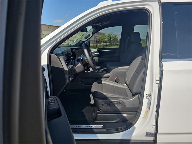 new 2025 Chevrolet Suburban car, priced at $75,777