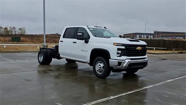 new 2025 Chevrolet Silverado 3500 car, priced at $52,808