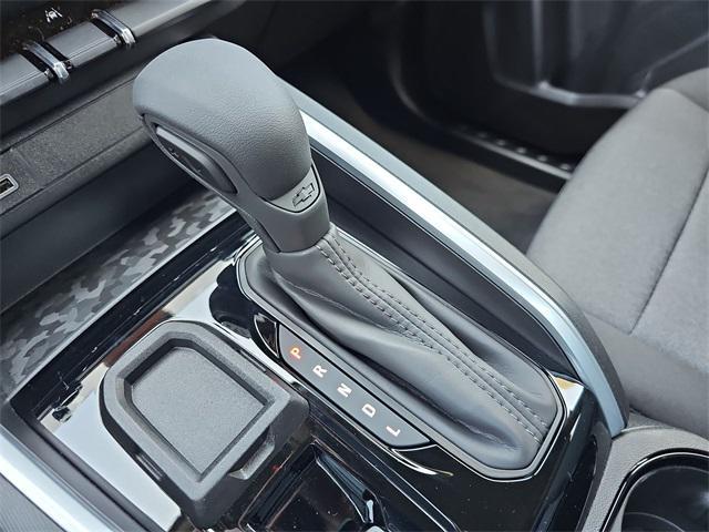 new 2025 Chevrolet Colorado car, priced at $33,990