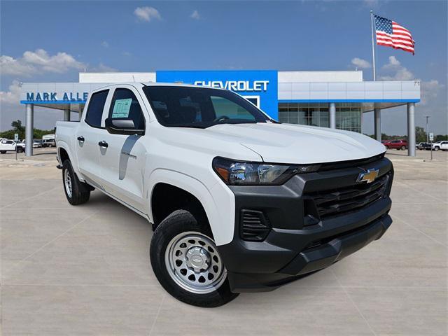new 2025 Chevrolet Colorado car, priced at $33,990