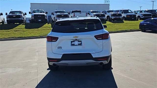 new 2025 Chevrolet Blazer car, priced at $38,020