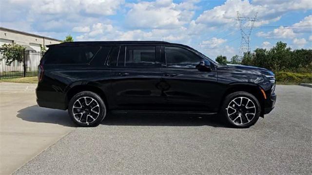 new 2026 Chevrolet Suburban car, priced at $76,215