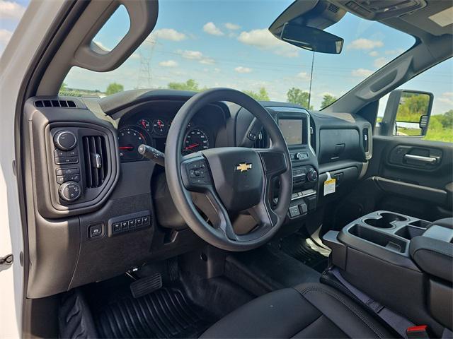new 2025 Chevrolet Silverado 3500 car, priced at $52,653