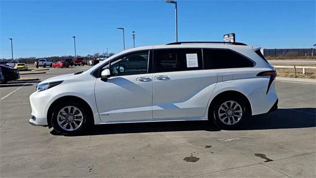 used 2021 Toyota Sienna car, priced at $35,588