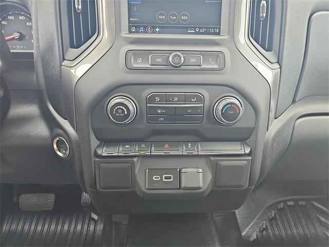 new 2025 Chevrolet Silverado 1500 car, priced at $45,335