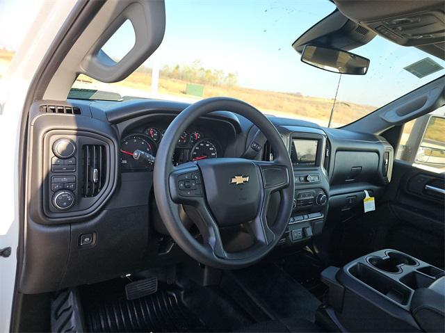 new 2025 Chevrolet Silverado 3500 car