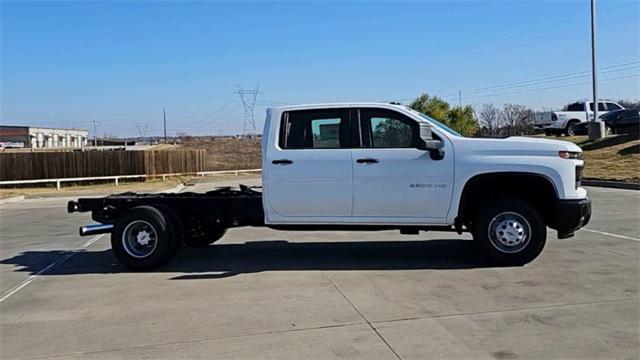 new 2025 Chevrolet Silverado 3500 car