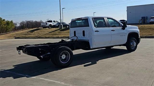 new 2025 Chevrolet Silverado 3500 car