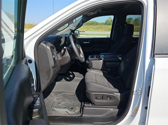 new 2024 Chevrolet Silverado 1500 car, priced at $38,995