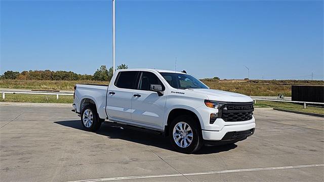 new 2024 Chevrolet Silverado 1500 car, priced at $38,995