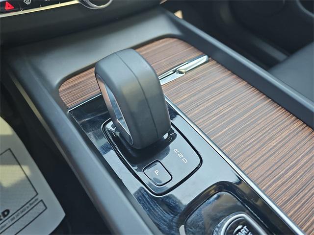 used 2022 Volvo XC60 car, priced at $24,777