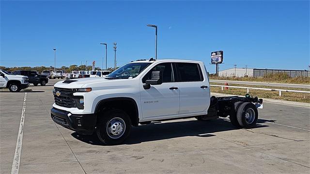 new 2025 Chevrolet Silverado 3500 car, priced at $58,658