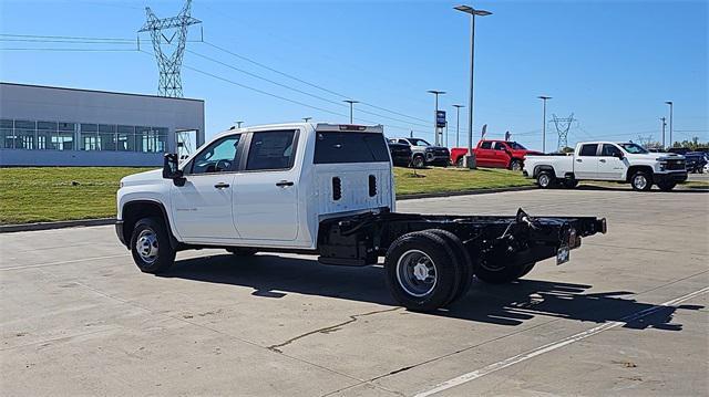 new 2025 Chevrolet Silverado 3500 car, priced at $58,658